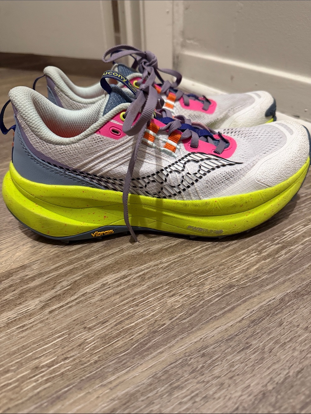 Saucony women Multi-Accent White & Neon Yellow Sneakers